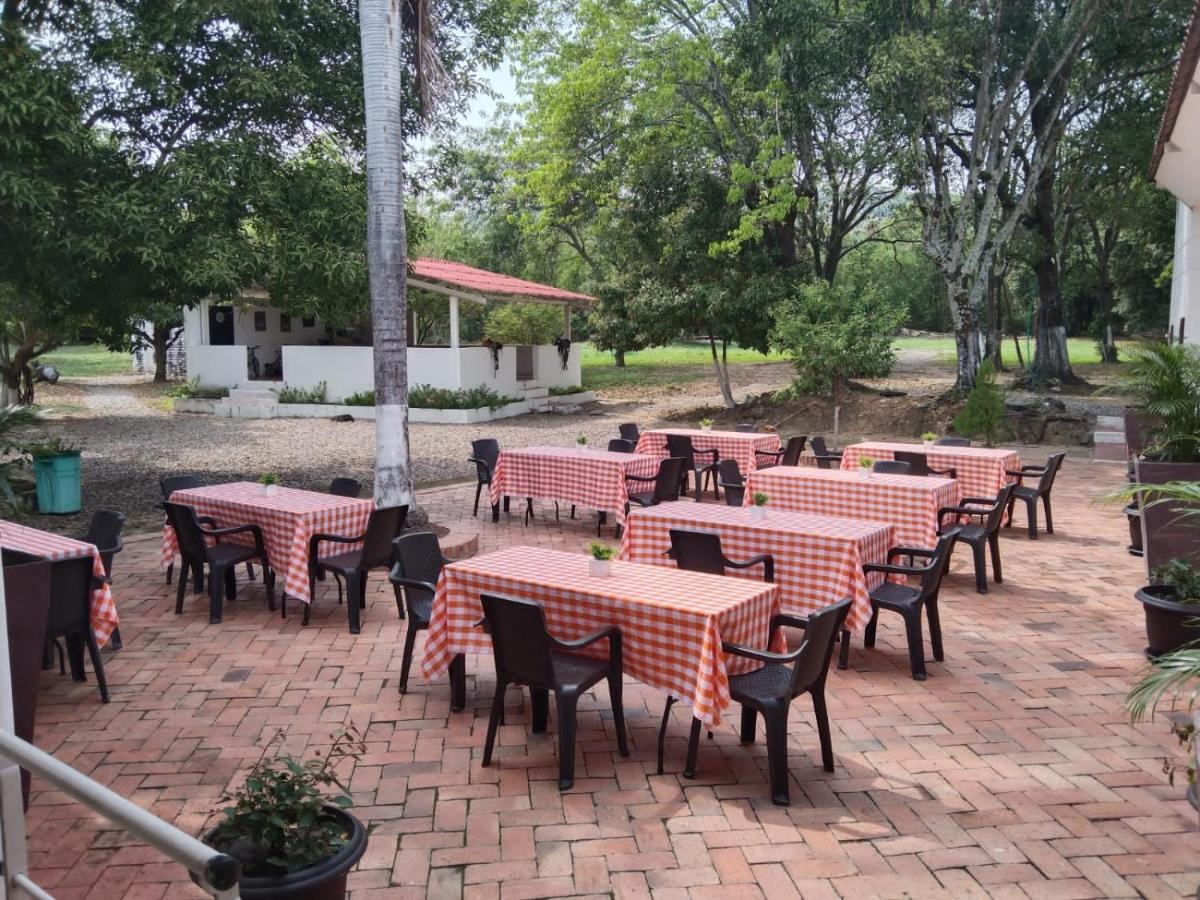 Arizona Ranch Hotel Girardot Kültér fotó